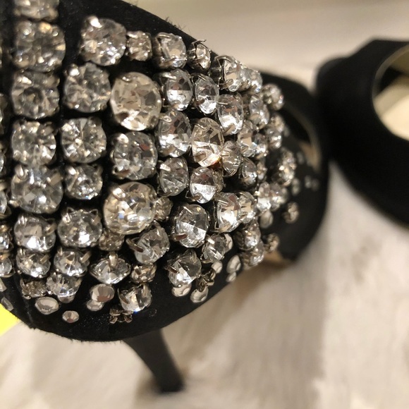 Karen Millen Jewel Encrusted diamond black shoes - Picture 3 of 7